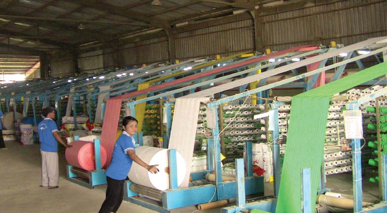 Máy nén khí trục vít ứng dụng trong công nghiệp sản xuất bao bì